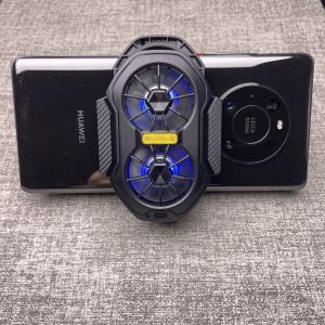 新款双风扇手机散热器充电降温神器游戏静音风冷直播安卓苹果通用New dual-fan mobile phone radiator charging cooling artifact game mute air cooling live streaming Android Apple universal