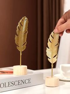 Nordic Style Ginkgo Leaf Ornament Premium Metal Wall for Living Room Table Art Creative Home Decor
