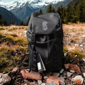 กระเป๋ากีฬา และ บาสเกตบอล ใบหญ่ใส่ได้ทั้งลูกบาส และ รองเท้าบาส