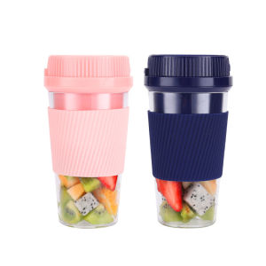 Portable Juicer and Fruit Blender 300Ml.convenient and Handy