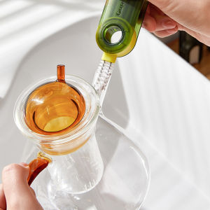 GUOYIHUA แปรงขวดนมใหม่ ล้างฝาแก้วน้ำ 3 In 1 ฝาแก้ว แปรงล้างขวด อเนกประสงค์ รูปตัว U หมุนได้360 ที่ล้างฝา แปรงทําความสะอาดช่องว่างขวดน้ํา แปรงทำความสะอาดขวดนม