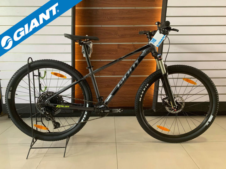 GIANT TALON 1 2020 29er AUTHENTIC Bicycle Mountain Bike MTB