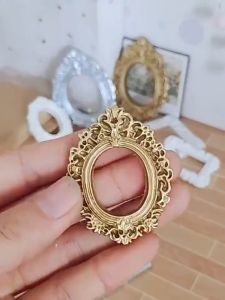 Allieuka Mini Picture Frame Set Gold Resin Vintage European Style Wall Decor Table Display Photo Prop Gift Pack