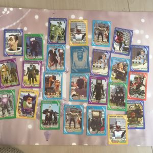 การ์ดเกม การ์ดสกิบิดี้ ทอยเล็ต การ์ดเกมรูปแบบใหม่ที่ให้คุณเป็นเจ้าของได้แล้ววันนี้ จำนวน 288 ใบ กระดาษเนื้อดี สีสวยสด ขายดีมากจนต้องเป็นเจ้าของ สินค้าขายปลีกส่ง ของเล่นราคาถูก