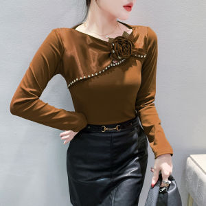 Yimei áo đỏ cotton cổ tròn Hoa Ba Chiều đẹp áo thun nữ đính hạt móng tay thiết kế mới 2024 mùa thu và mùa đông khí chất thời trang áo thun cơ bản co giãn cỡ lỡn