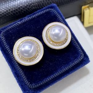 TikTok hit natural freshwater simple round earrings light luxury niche versatile earrings for women s925 Silver Needle Stud Earrings