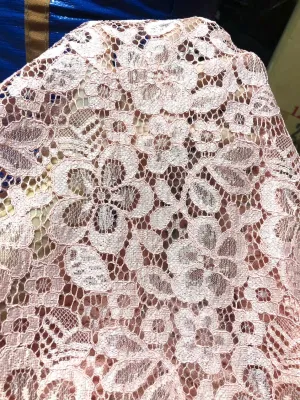 C060 - Vải Ren màu hồng dày dặn co giãn nhẹ
