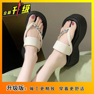 [Free Shipping] Thick-Soled Rhinestone-Adorned Beach Sandals A New Summer Style Versatile For Outdoor Wear WomenS Flip-Flops