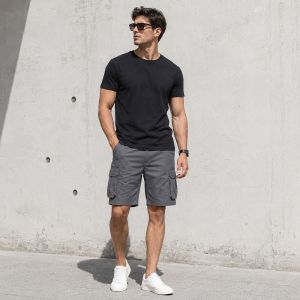 Multi-Pocket Men Casual Shorts Cotton Comfortable Summer Cargo Shorts Breathable Versatile Outdoor Loose Shorts Size 30 32 33 34