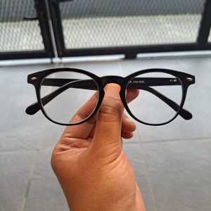 KACAMATA LENSA PLUS/BACA UNTUK RABUN DEKAT ATM4005