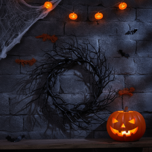 EKILLERLY Wall-Mounted Halloween Black Branch Garland Realistic Artificial Twisted Twigs Bare n Garland Terrifying DIY Halloween Spooky Wreath Window