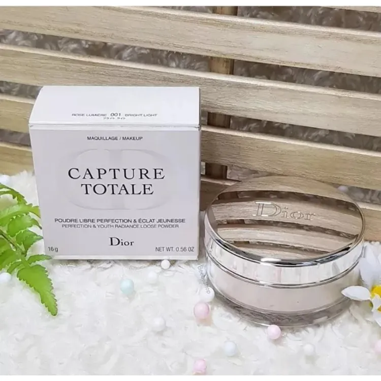 専用　Dior CAPTURE TOTALE パウダー 001 プライトライト 専用 Dior CAPTURE TOTALE パウダー 001 プライトライト