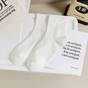 CEEKEY ถุงเท้าเด็กสี่ฤดูกลางกระบอกสีดำและสีขาวปากกว้างถุงเท้าผู้หญิง ถุงเท้าผ้าฝ้ายผู้หญิงสีทึบ ถุงเท้าผู้หญิงฤดูร้อน