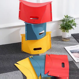 Plastic Card Folding Stool Light Weight Outdoor Camping Stool Folding Chair Portable Shopping Basket Easy to Carry