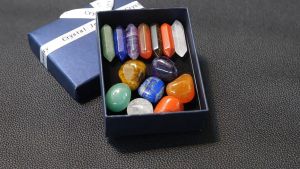 Decoration Craft Stones Crystal Chakra Healing Reiki Stones Gifts Natural Stone Set 7 Chakra Reiki Healing Stone Quartz Mineral Ornament Healing Gemstone