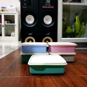 [1pc] Souvenir Kado Kotak Makan Skat Lunch Box BPA Free