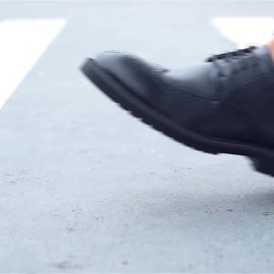 Leather Shoes Men Brogue British Casual Trend Business Formal Wear Height Increasing Insole plus Size Youth Suit Wedding Shoes Mens Shoes