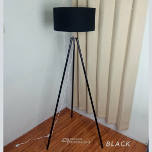Lampu Berdiri Standing Lantai Sudut Beside Floor Lamp Tripod Besi Ruang Tamu Kamar Tidur Lantai Minimalis Aesthetic Lampshade Lamp Lampu NRL-SFL21 Tinggi 155CM