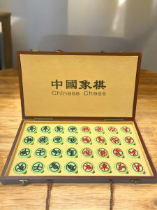 Combo Cờ Tướng Gồm Bàn Cờ Gấp Và Quân Mẫu Giả Ngọc - Đồ Chơi Trí Tuệ [HBC+GN]