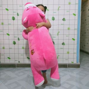 [TẶNG GẤU BÔNG BƠ] GỐI ÔM HÌNH GẤU LOTSO DÂU TÂY KHỔNG LỒ VẢI MINISO CO GIÃN 4 CHIỀU MỀM MỊN CHO BÉ