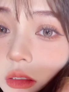 【Ready Stock】Internet celebrity beginner cosmetics complete set makeup combination for beginners a complete set of es daily light makeup for female students网红初学者化妆品全套装彩妆美妆组合新手一整套盒女学生日常淡妆