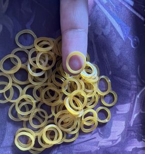 Móc khóa Bắn dây thun Tặng Sẵn Dây Thun