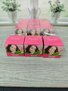 CREAM SKINLIGHT KUALITAS SUPER per 12pcs CREAM SKINLIGHT WHITENING ORIGINAL LUSINAN SKINLIGHT Whitening CREAM