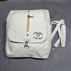 Tas Wanita Ransel Rest Tengah