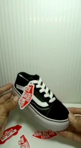 SEPATU ANAK PEREMPUAN. SEPATU ANAK LAKI LAKI. SEPATU ANAK ANAK.