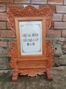 Khung ảnh thờ chạm khắc hoa mai gỗ hương đá- Khung hình thờ 20x30 cm