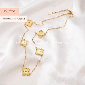[AKSESORIS TITANIUM] GELANG EMAS CLOVER KLOVER KALUNG GOLD NECKLACE BRACELET PERHIASAN TUBUH BADAN ACCECORIES HADIAH ULANG TAHUN ULTAH PACAR PEREMPUAN WANITA LADIES BIRTHDAY GIFT KADO ANNIVERSARY