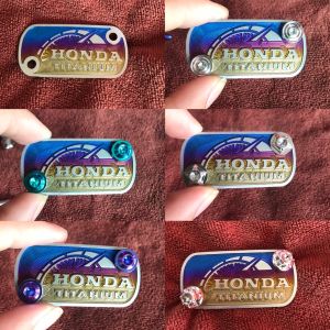 Tem nắp dầu titan các dòng xe  kèm ốc titan- salaya hoặc không ốc nên đọc kỷ trước khi mua chất liệu titan 100%