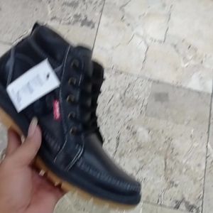 SEPATU KULIT pria dewasa terlaris
