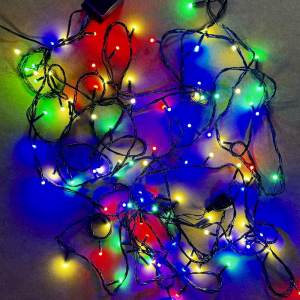 Pinky Bee Lampu Natal LED Premium 9m 100 Lampu Frosted AC 70030400