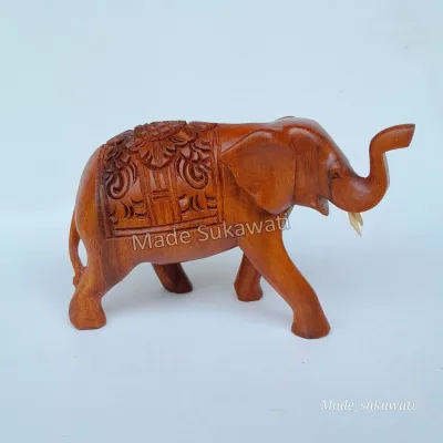 Kerajinan patung kayu gajah berjalan variasi punggung ukir handmade bali