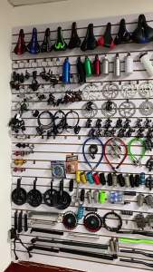 Childrens Auxiliary Bicycle Wheel 16 20 22 24 Geared Bicycle-Inch Mountain Bike Side Wheel Support Balance Small Wheel