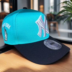 【COD】YanKees Light Green & Black Color Blocking Curved Brim For Men Snapback Cap Vintage cup baseball Cap 3D Embroidery Cap High Quality