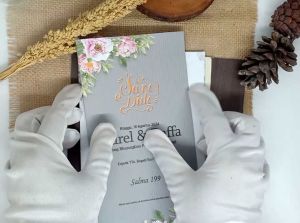 100 pcs Undangan Pernikahan Murah Unik S199