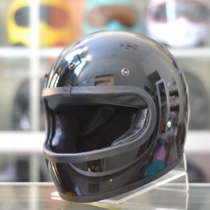 HELM CUSTOM GRINGGO BLACK WITH VISOR HELM CLASSIC ( MR HELM )