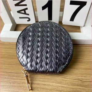 Multi-color round woven mini womens coin purse with zipper pocket pendant