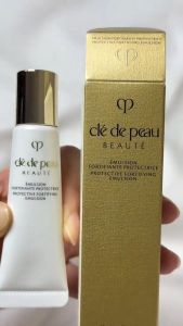 Sữa dưỡng làm đẹp tăng cường bảo vệ chuyên sâu Clé de Peau Beauté Intensive/Protective Fortifying Emulsion 12ml