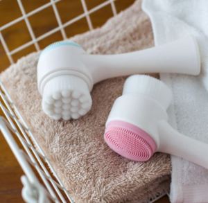 Face Wash Cleanser Brush 3D Two Side Berus Pembersih Pencuci Muka