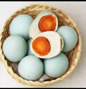 Telur Asin Cirebon Organik Rasa Asin dan Gurih - Karton Single 5-20 Butir