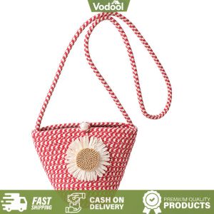 [VSC] Women Girls Woven Straw Single Shoulder Crossbody Bag Flower Decor Crossbody Bag for Work Shopping Travel Daily