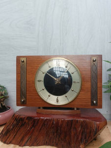 ĐỒNG HỒ METAMEC CỔ MADE IN ENGLAND – ĐỒNG HỒ ĐỂ BÀN ANH QUỐC VỎ GỖ – MẶT SỐ VINTAGE CỰC ĐẸP