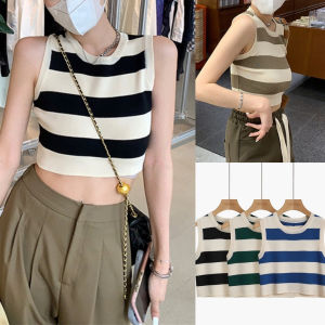 Áo dệt kim 3 lỗ dọc Kẻ Ngang Cổ Tròn Dáng Crotop Siêu Cá Tính