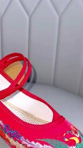 [Free Shipping] Cai FengS New Summer Slip-On Sandals Featuring A Satin Finish Casual Ethnic Style And Embroidered Details Are Perfect For Women