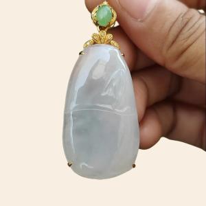 Icy Translucent Natural Type A Jadeite Jade crafted as Bamboo set on 18k gold with diamonds as Pendant certificate weighs 9.99 grams measurement 38.2 * 21.6 * 4.9 mm (18kp40)