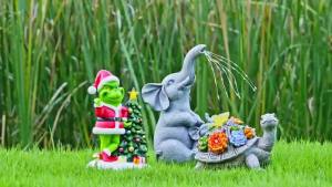 Solar Garden Outdoor Statue with 30 LED Lights - Lawn Decor Elephant Figurine for Patio Balcony Yard Ornament - Unique Housewarming Elephant Mother Gift