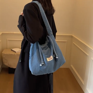 Womens Casual Shoulder Bag with Large Capacity Fashionable Work Bags Underarm Purse for Professionals and Students